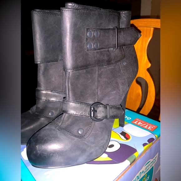 ASH Platform Heels - Picture 2 of 4